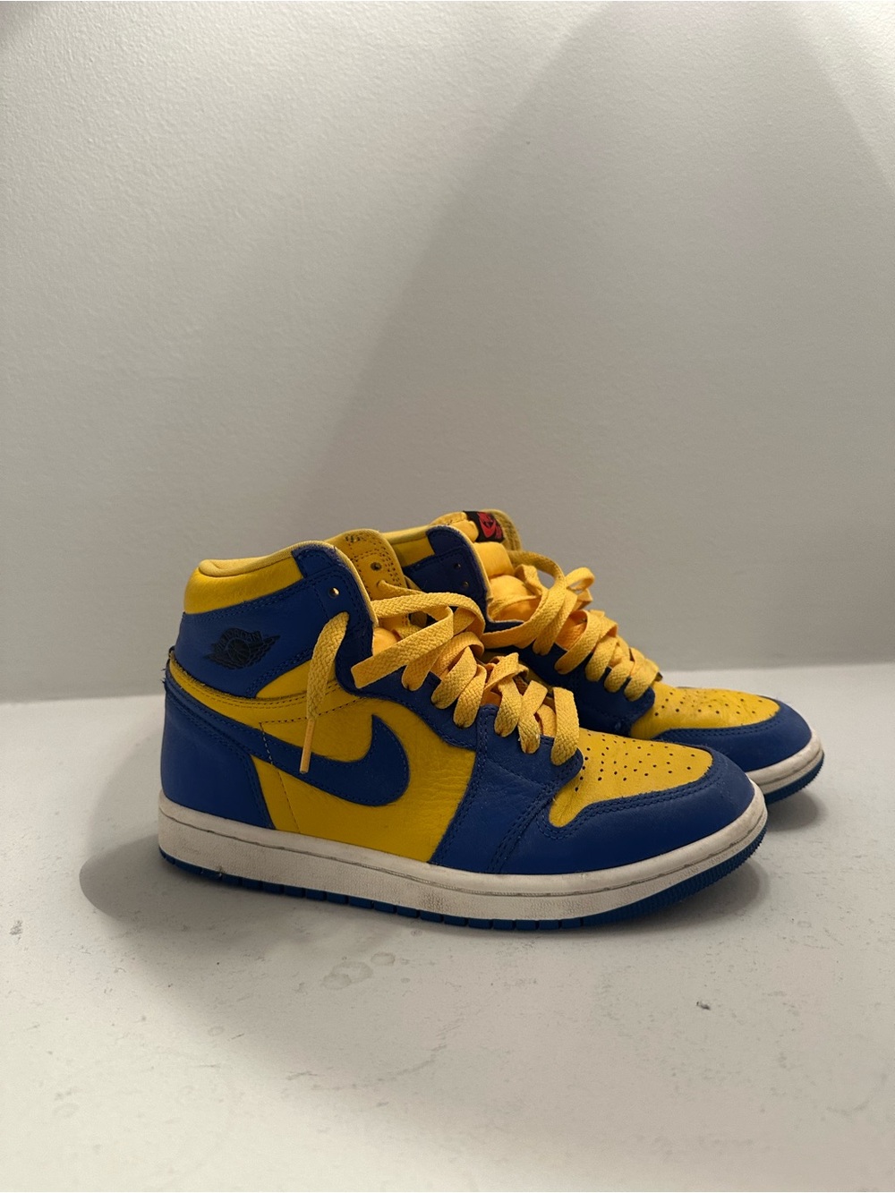 Nike Kids' Retro Jordan High Sneakers in Blue and Yellow